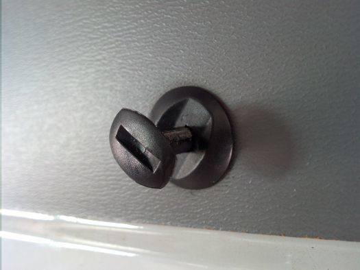 fastener3.jpg