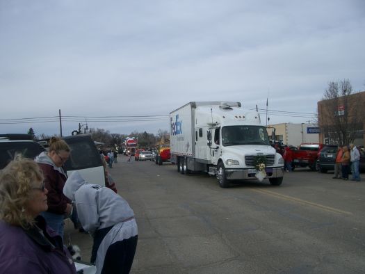 Christmas_Parade_front_of_truck.JPG