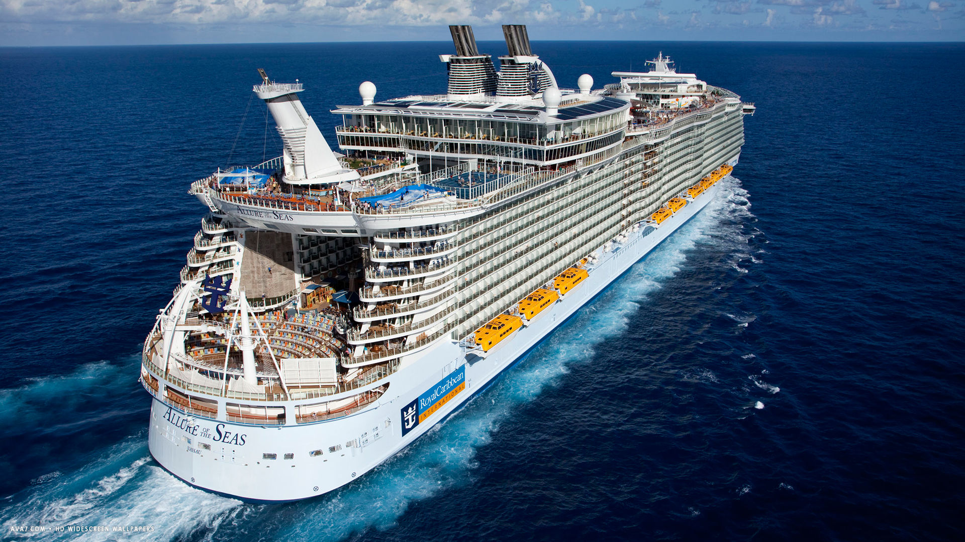 Luxuryretail_allure-of-the-seas-royal-air.jpg
