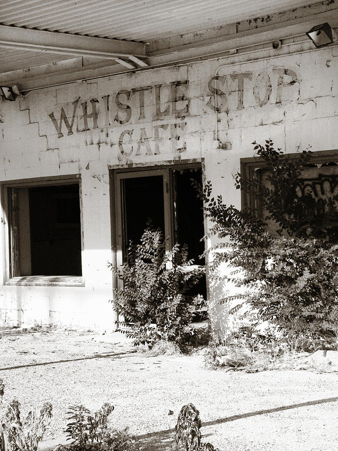 the-old-whistle-stop-cafe-marilyn-hunt.jpg