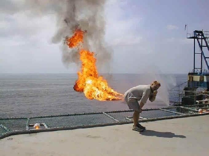Funny-Fire-Fart-Picture.jpg