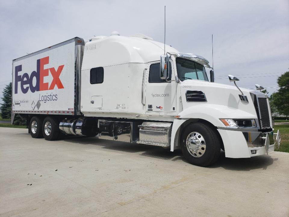 New 2020 Western Star 5700 XE FED EX REEFER UNITS !! For Sale in