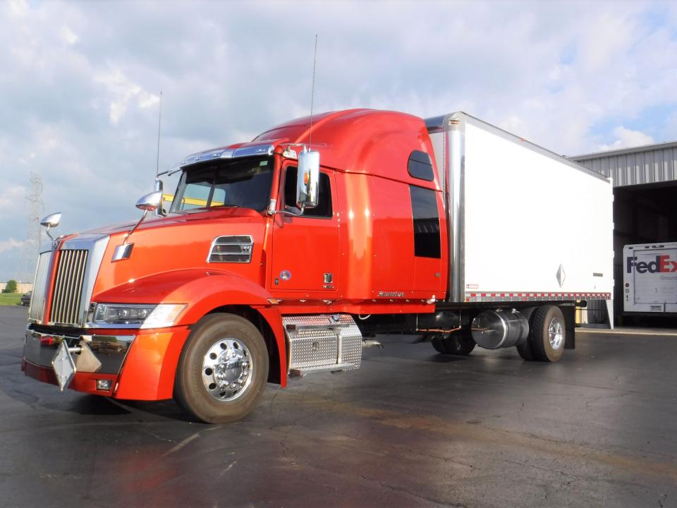 New 2022 Western Star 5700XE DRY VAN EXPEDITER !!! For Sale in Columbus