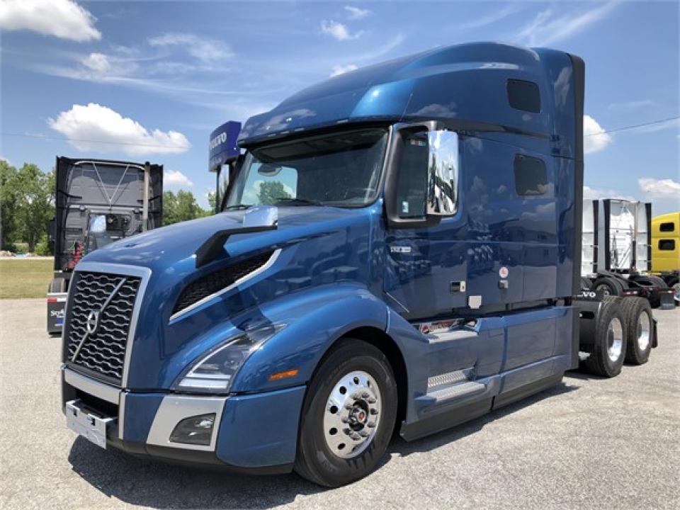 New 2021 VOLVO VNL64T760 For Sale in Defiance, OH 43512